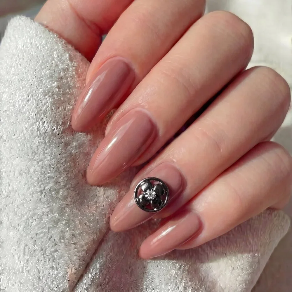 Nail Decals - Picture 1 of 3